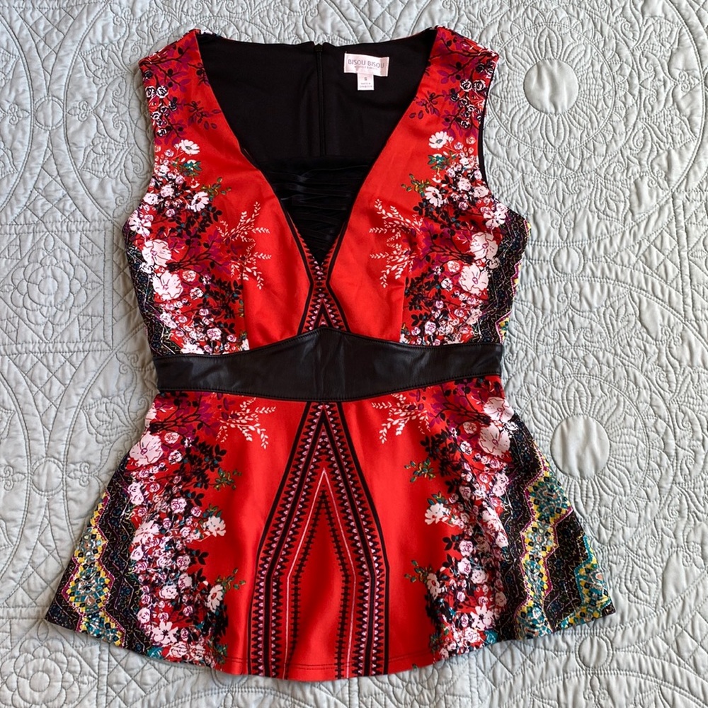 Bisou Bisou top